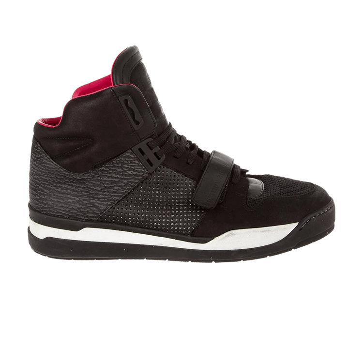 Buy Louis Vuitton Trailblazer Shoes New Releases Iconic Styles GOAT