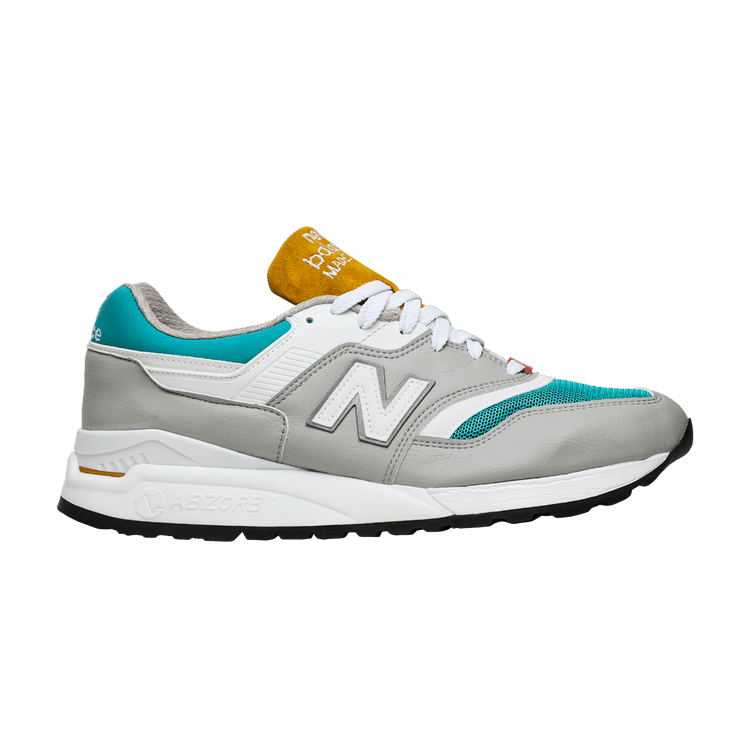 new balance tassie tiger