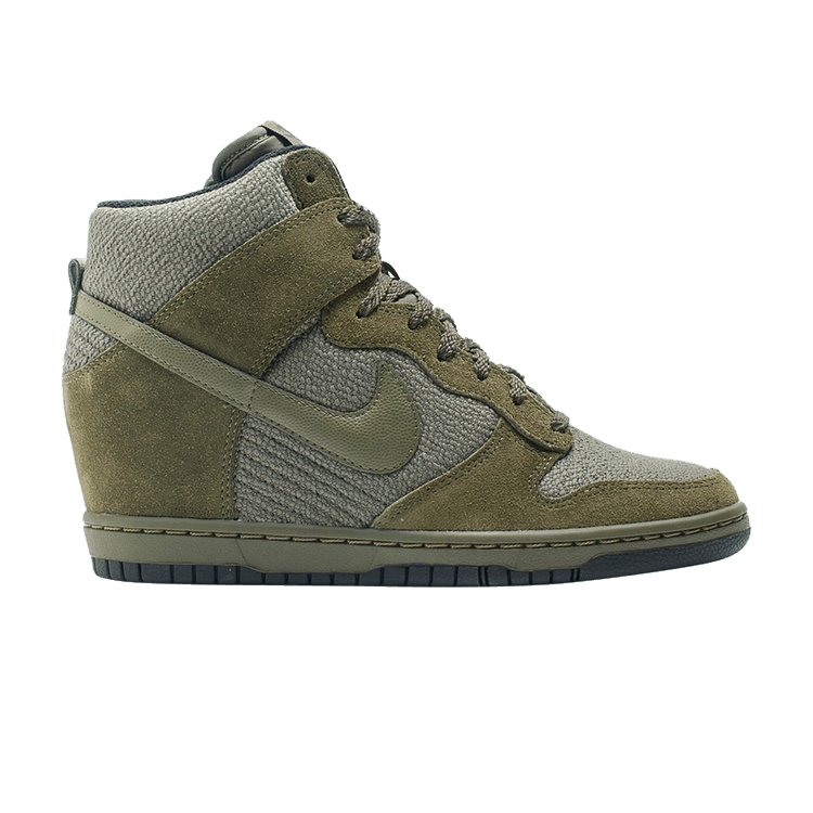 Buy Wmns Dunk Sky High Essential Rough Green 644877 302 GOAT CA
