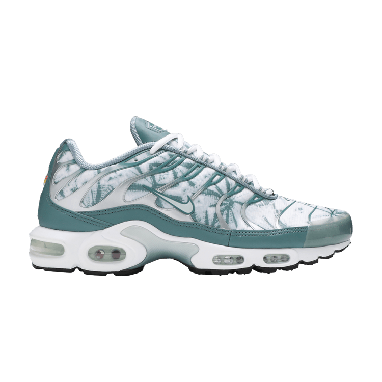 nike air max plus palm trees
