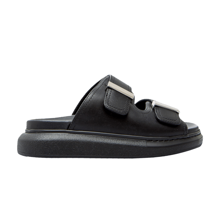 【送料&関税込】Alexander McQueen Sandali WMNS) Alexander McQueen Studded Oversized Sneakers 'White