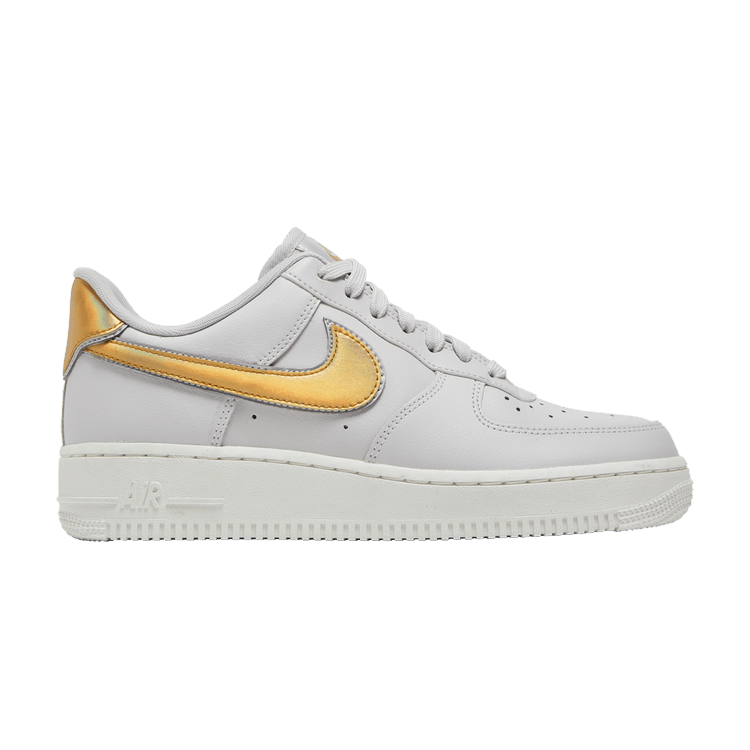 Wmns Air Force 1 Low 'Metallic Gold' | GOAT
