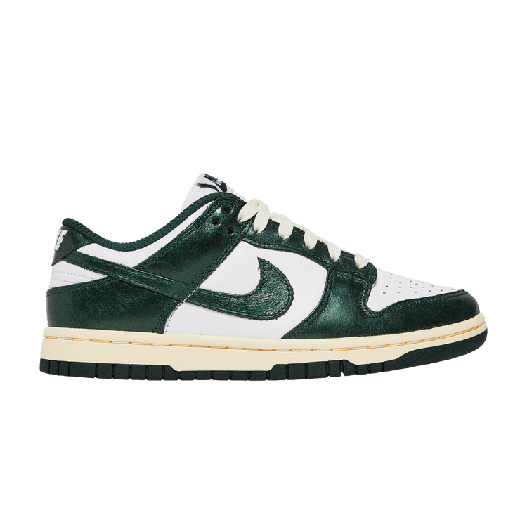 Wmns Dunk Low Vintage Green1