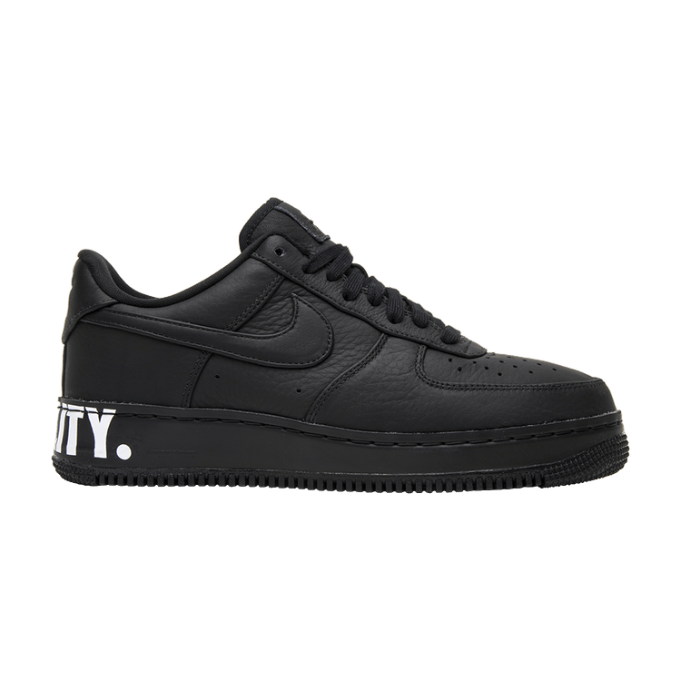 Nike air force 1 equality white store