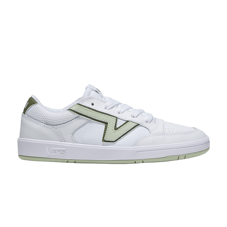 Lowland CC 'White Light Green'