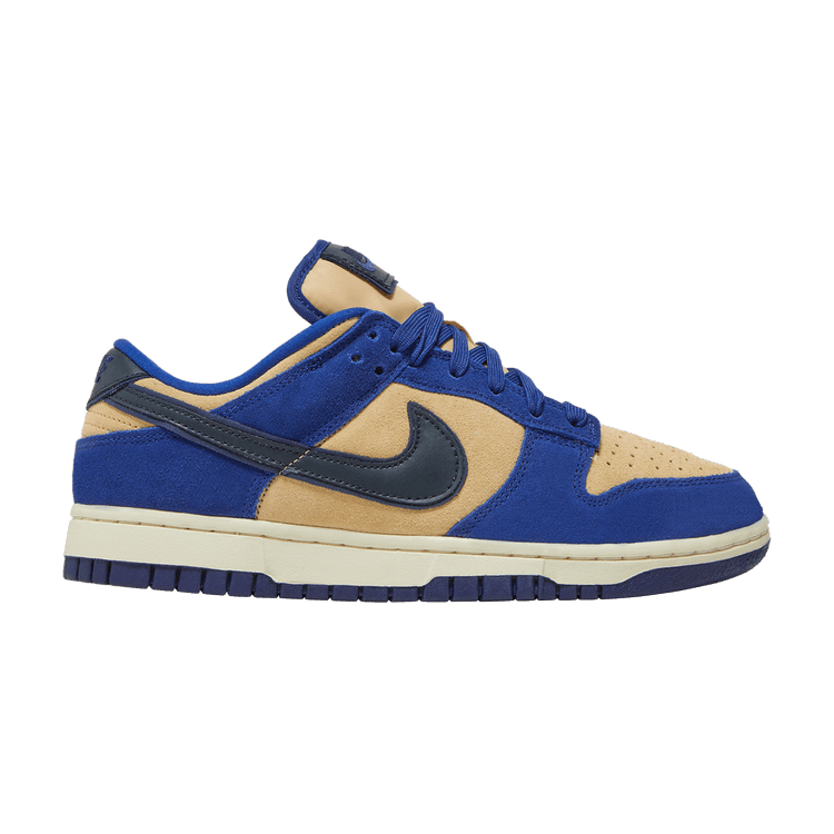 Nike blue hotsell suede sneakers