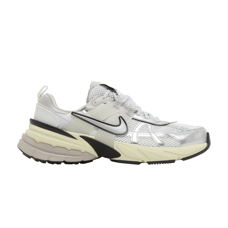 Мужские кроссовки Nike V2K Run 'Pure Platinum Metallic Silver'
