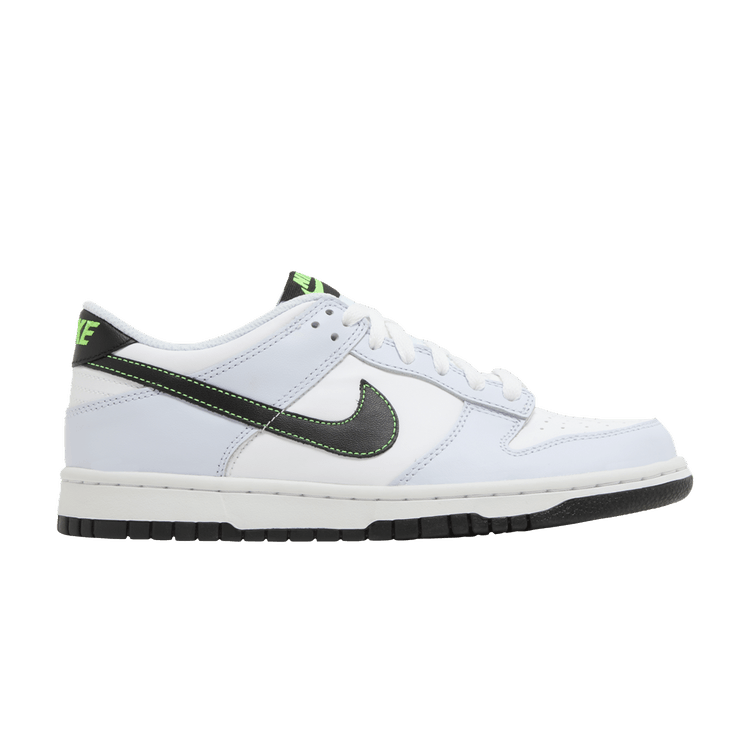 dunk low green strike
