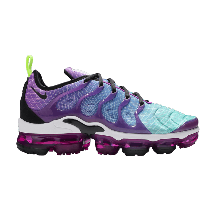 vapormax plus hyper violet
