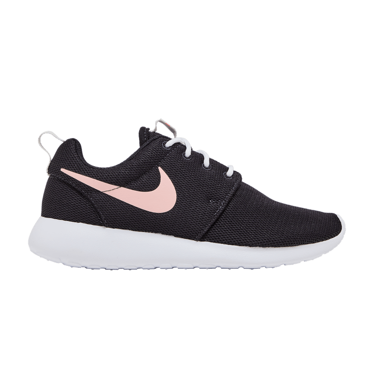 grey and pink roshe run