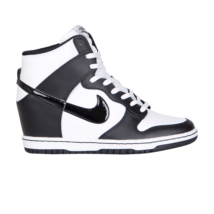 Nike sky high dunks black and white outlet