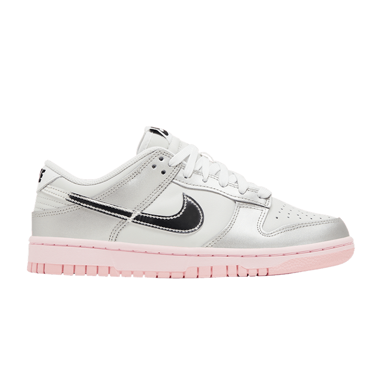 Кроссовки Nike Wmns Dunk Low LX 'Photon Dust Pink Foam'