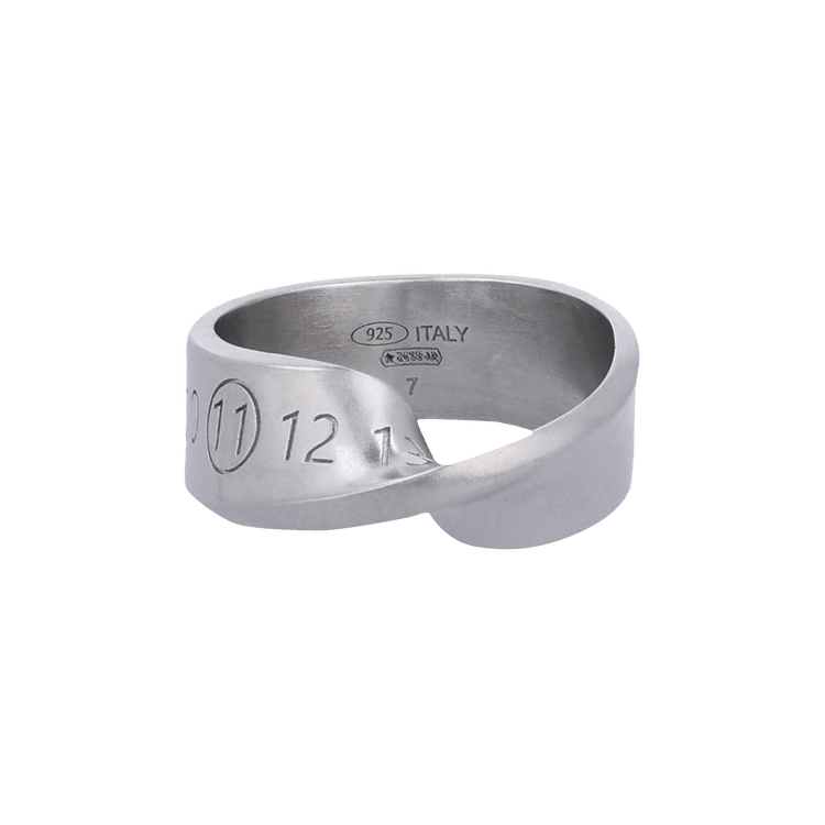 Maison Margiela Tabi Ring Release | Hypebeast
