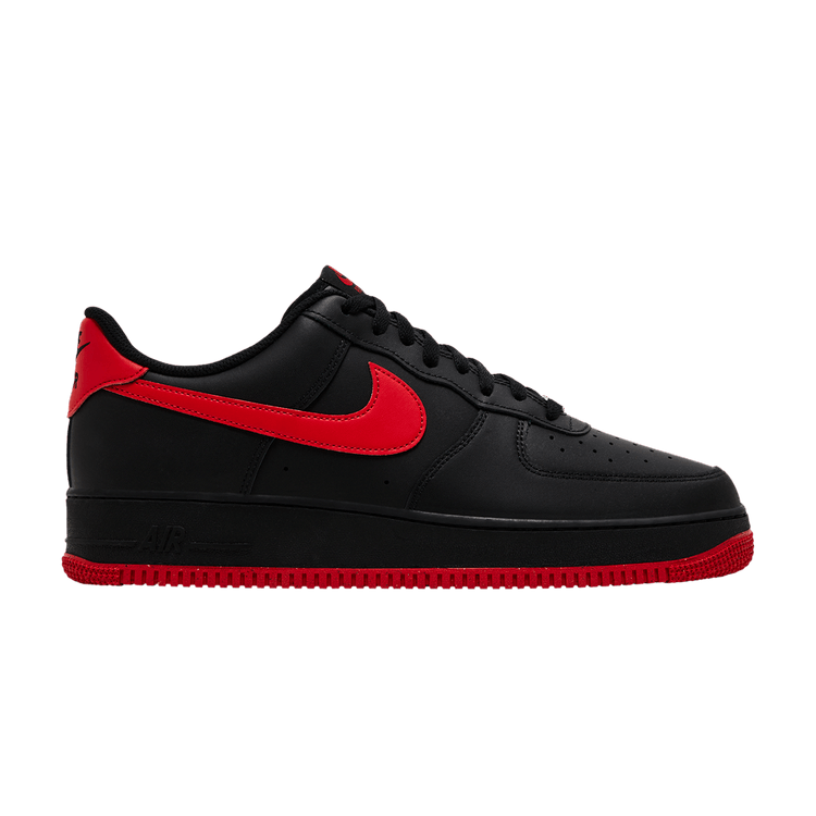 Кроссовки Nike Air Force 1 '07 'Bred'