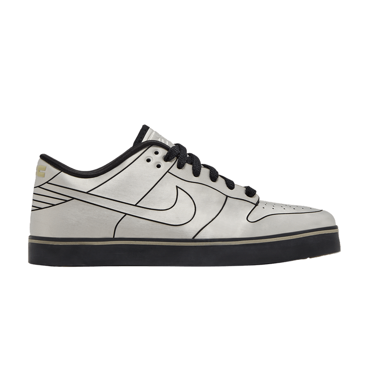 Size Nike Dunk SE 'Delorean' - Main Image