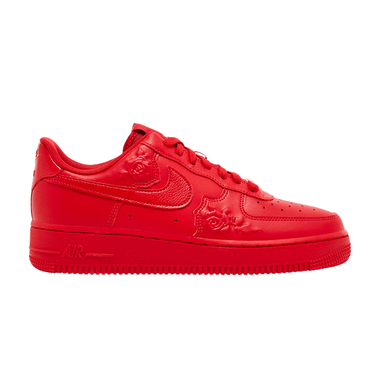 Кроссовки Nike Wmns Air Force 1 '07 'с красными розами'