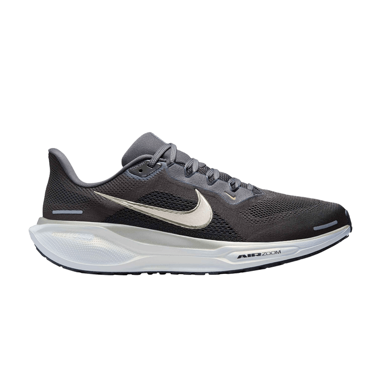 Jakob Ingebrigtsen x Air Zoom Pegasus 41 'Medium Ash'