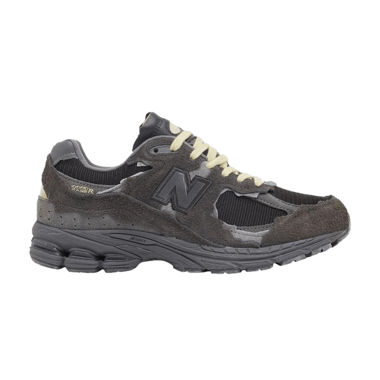 New Balance 2002R Protection Pack Natural Blackened