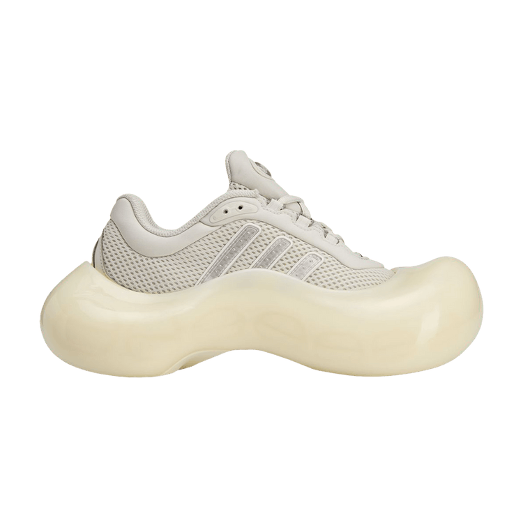 ADIDAS ORIGINALS Megaride Moonrubber x Avavav(women)シューズ AVAVAV's adidas Fall/Winter 2025 Collection Introduces The