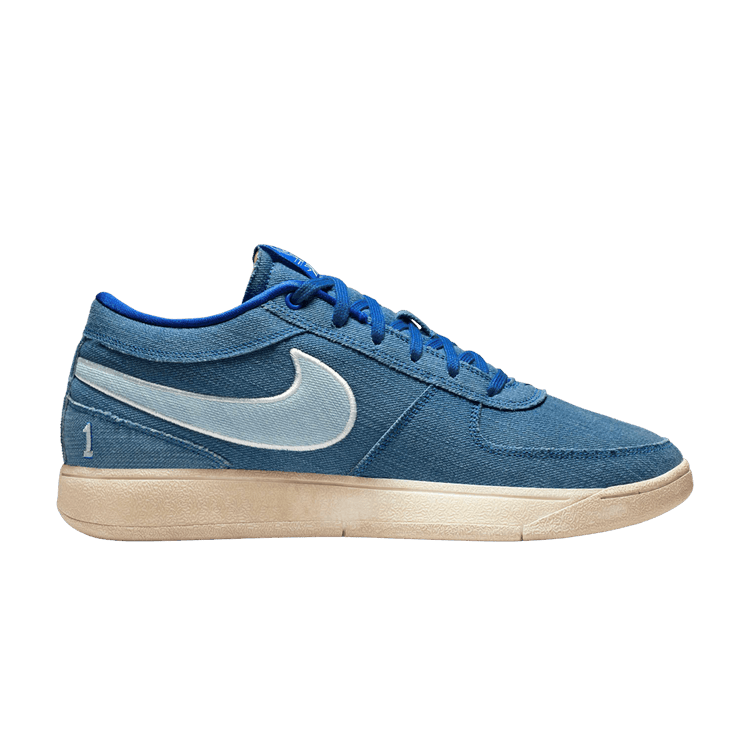 【新品未使用】Nike Book 1 \"Blue Blood\" The Nike Book 1 “Blue Blood” Brings Booker's Kentucky Roots