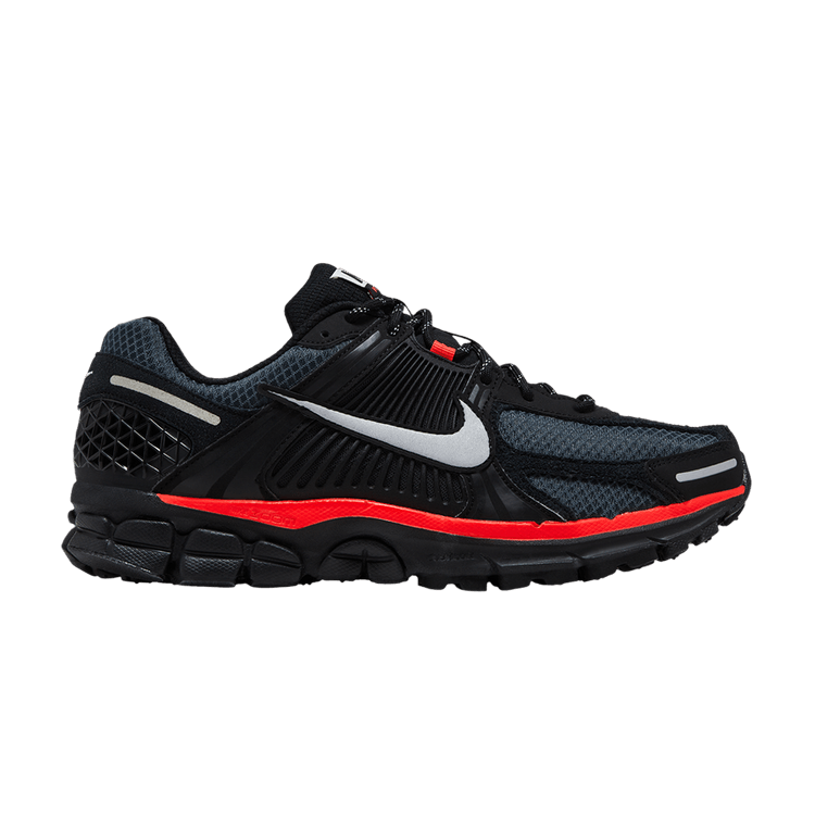 Кроссовки Nike Air Zoom Vomero 5 'Черный металлик, Университетский красный'