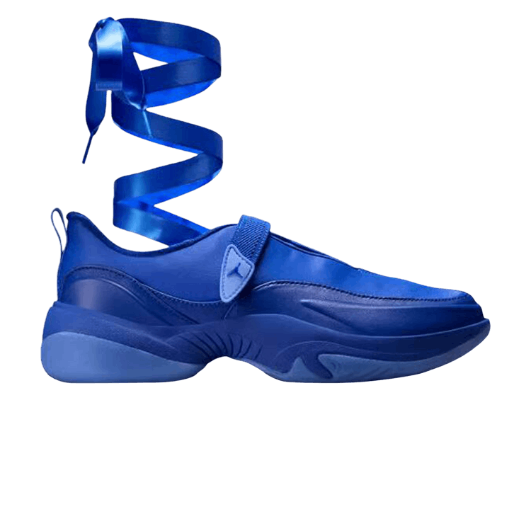Jordan Pointe Hyper Royal (Women's)