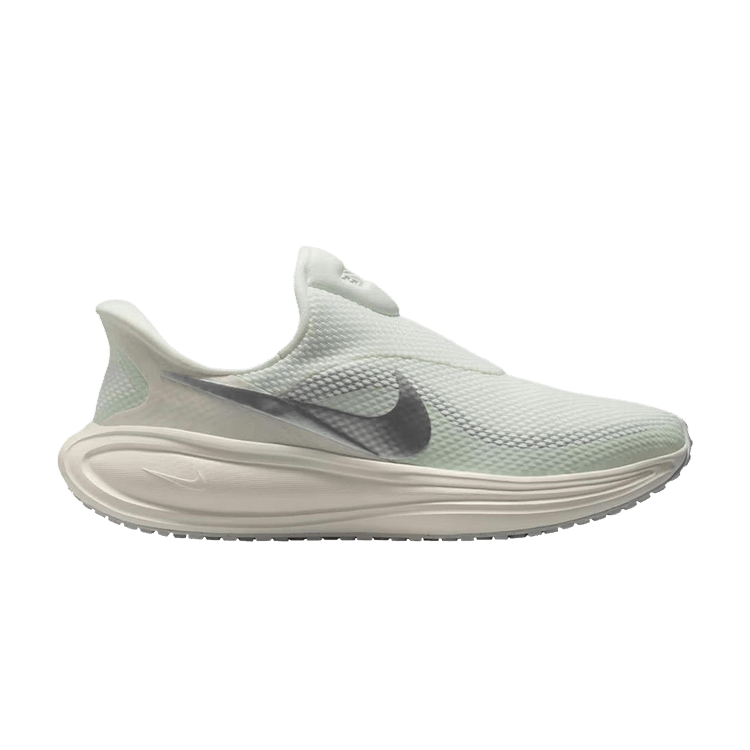Nike Revolution 8 EasyoOn 'White Light Green' (Women's)