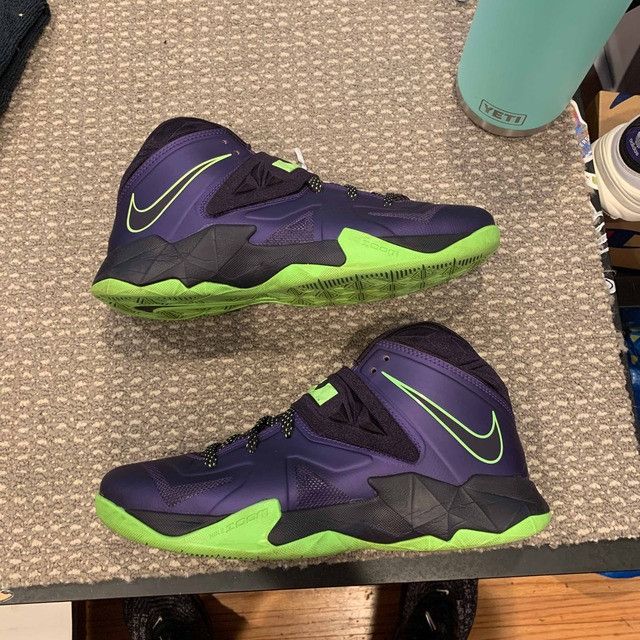 LeBron Zoom Soldier 7 'Dark Grey' | GOAT