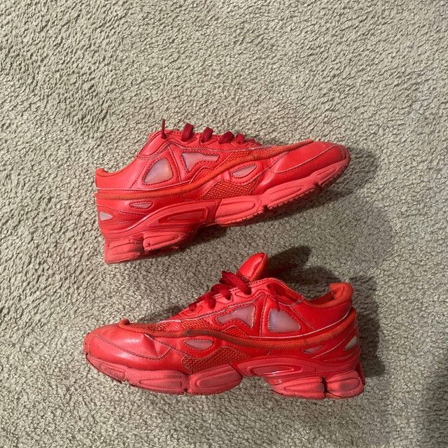 red ozweego
