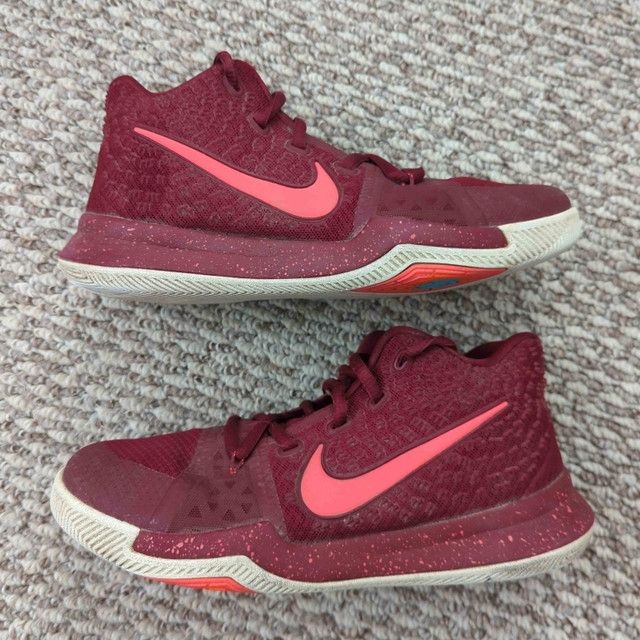 Maroon hot sale kyrie 3