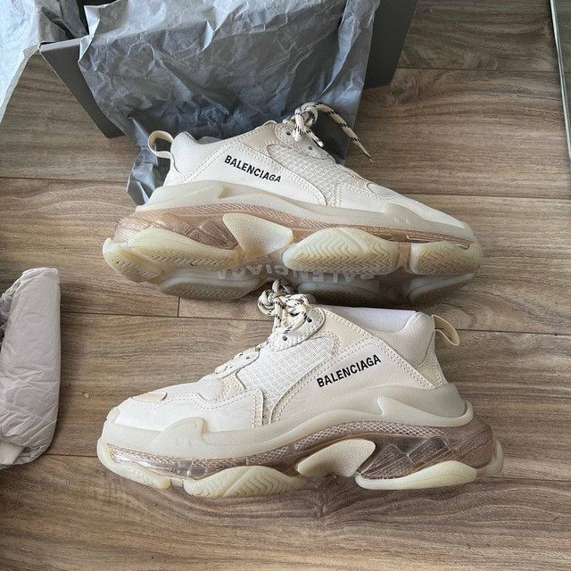 triple s beige black