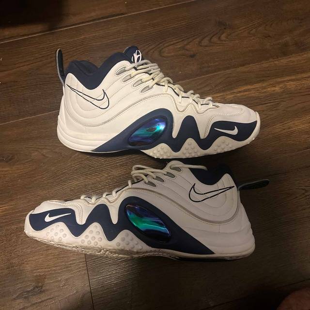 NIKE AIR ZOOM FLIGHT 5 this is Jason Kidd model