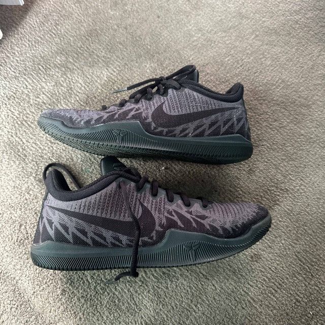 Kobe mamba rage top triple black