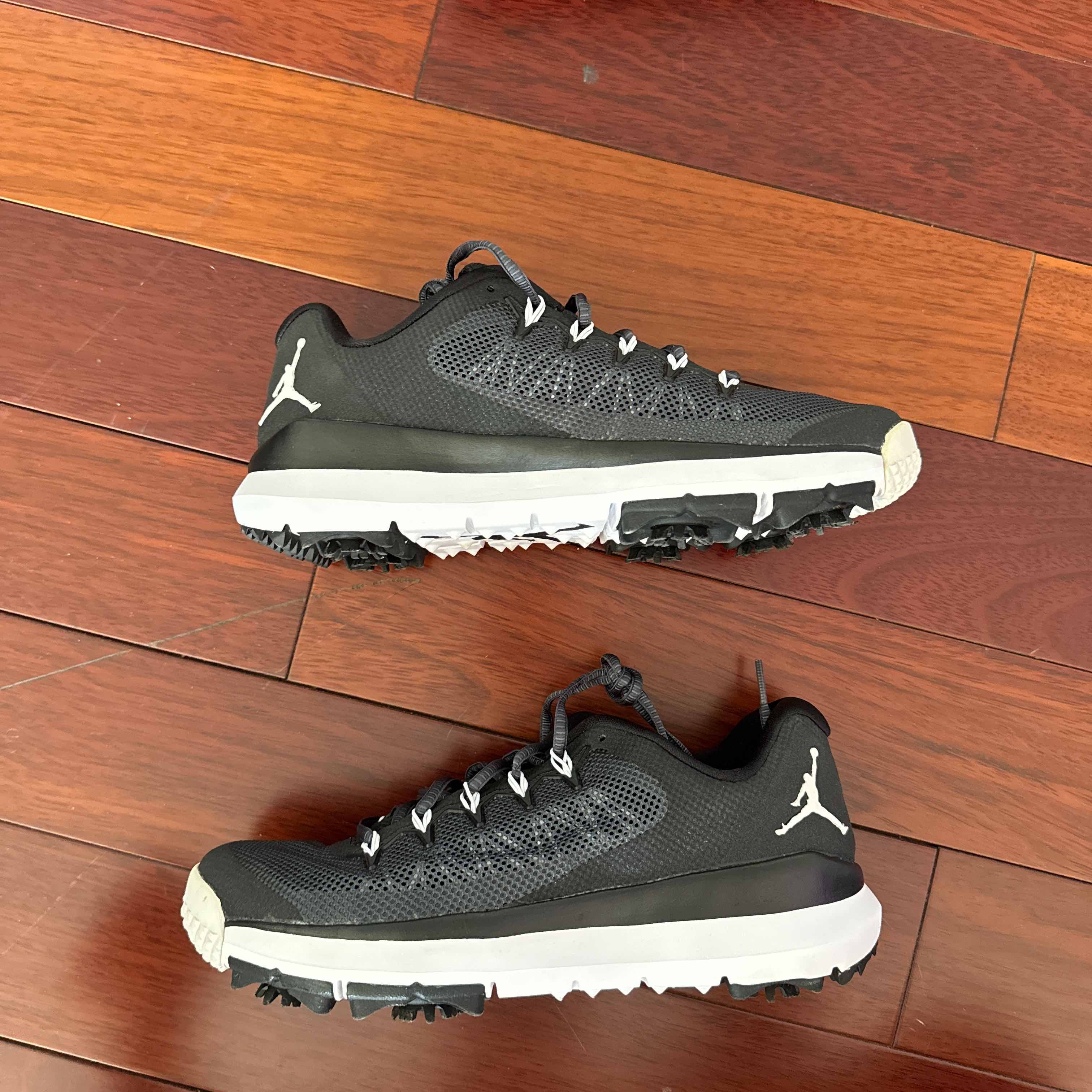 Jordan flight runner golf best sale