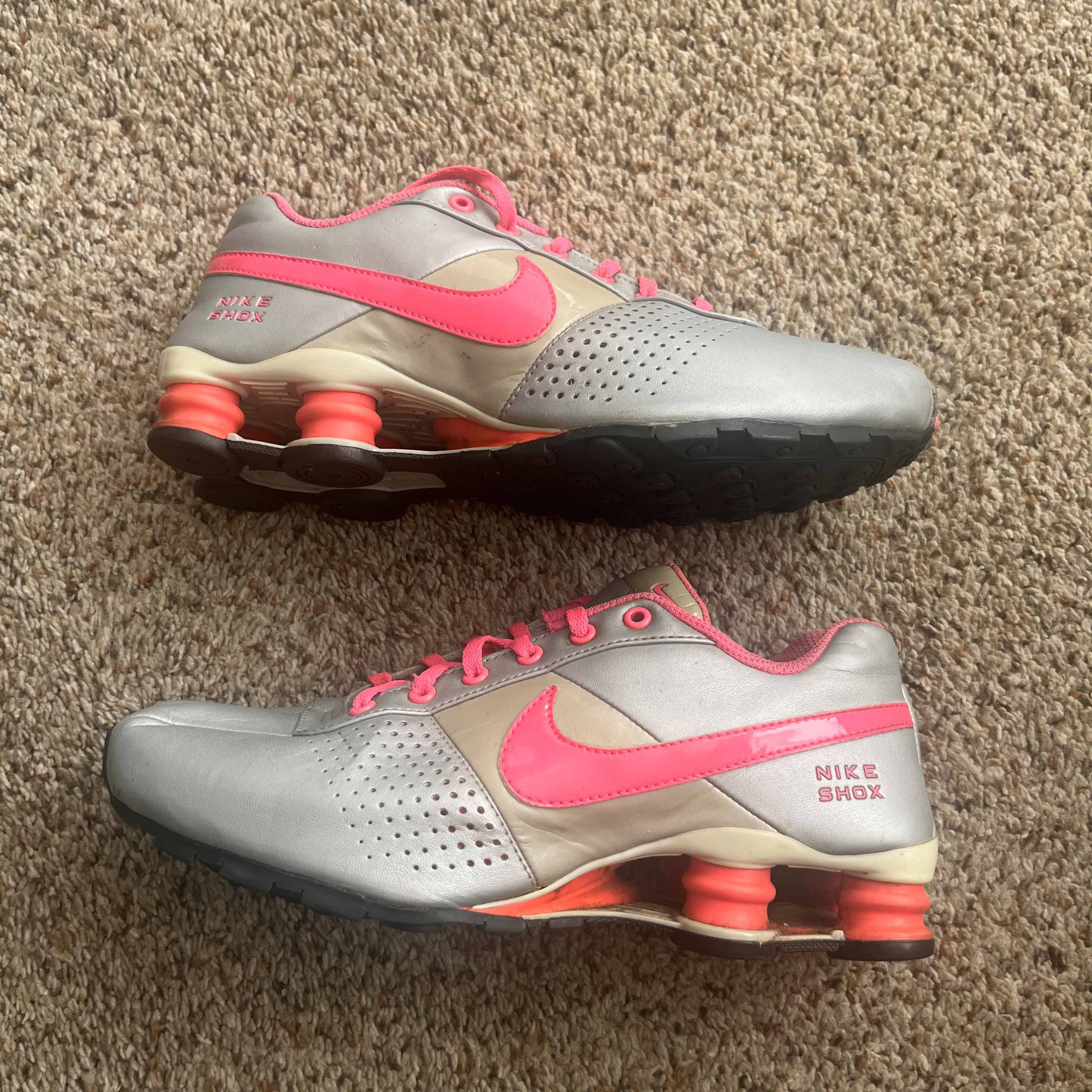 womens nike shox deliver shoes black pink