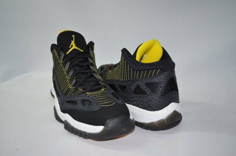  Nike Men's Air Jordan 11 Retro Low Black/Yellow/Red/Green  306008-013 (8 D(M) US)