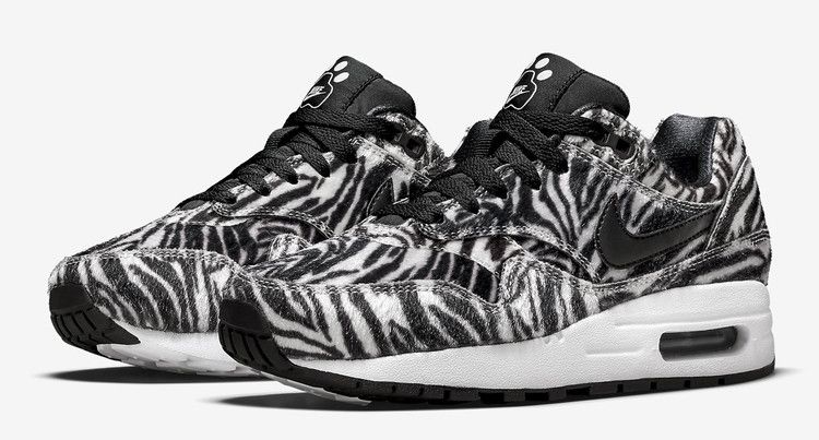 Air Max 1 QS GS 'Zebra' | GOAT