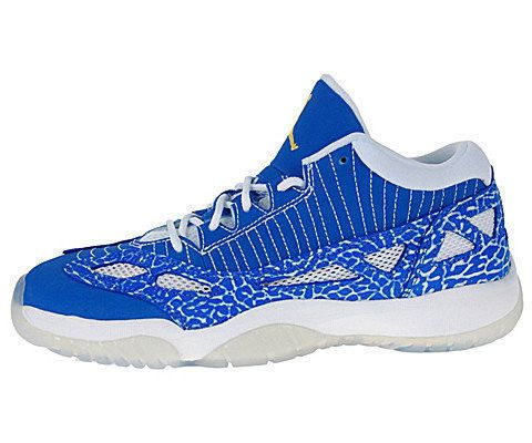 Pre-owned Air Jordan 11 Low Gs In Blue