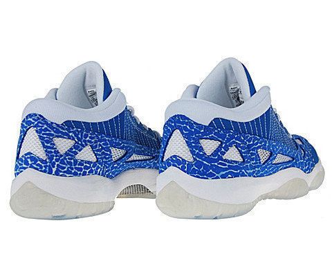 Pre-owned Air Jordan 11 Low Gs In Blue
