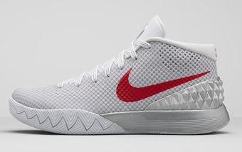 Kyrie 1 outlet opening night