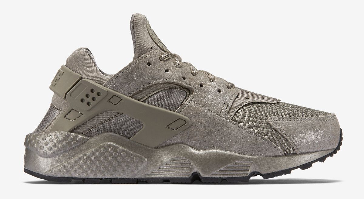 NIKE NIKE WMNS AIR HUARACHE RUN PRM 'BURNED METALLIC'