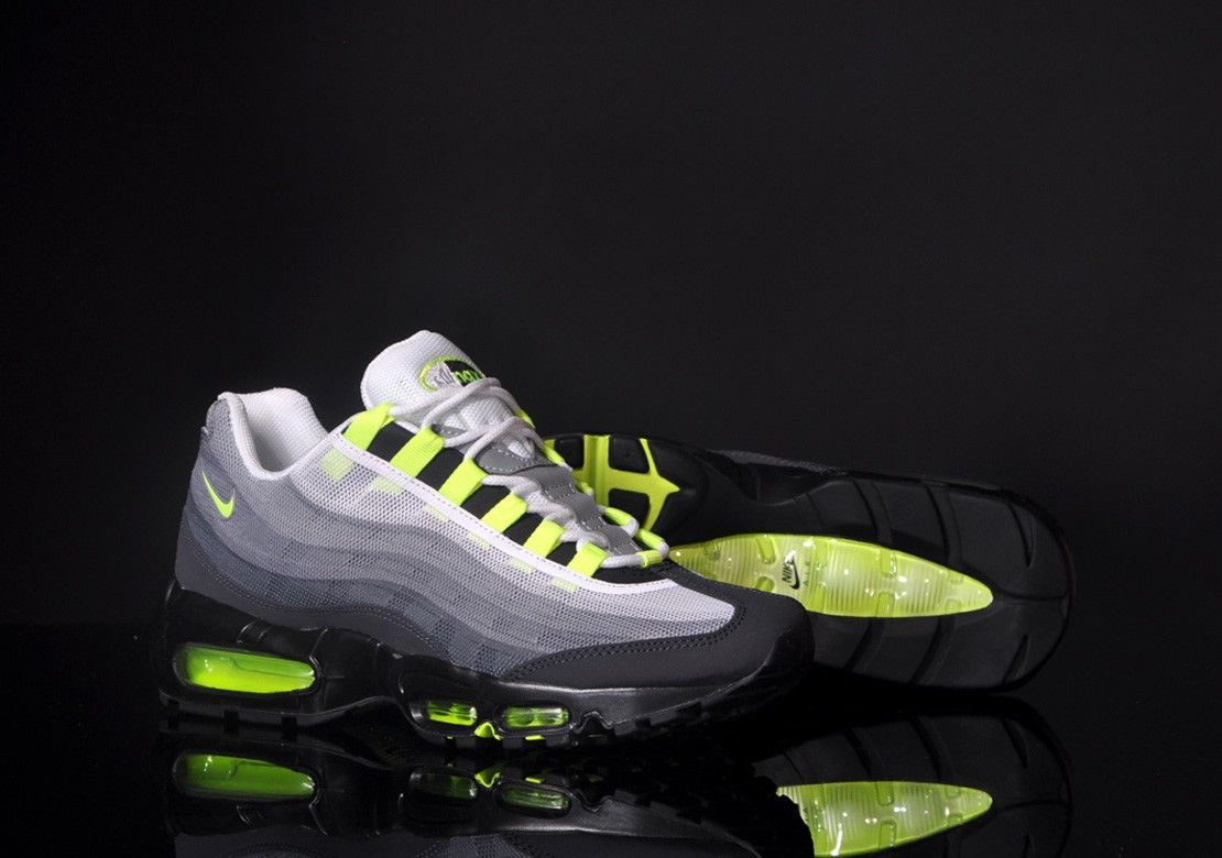 NIKE NIKE AIR MAX 95 PRM TAPE 'NEON'