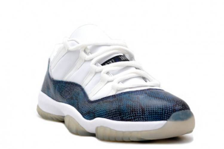 Air Jordan 11 Low 'Diamond Snakeskin' custom by @pato_cust…