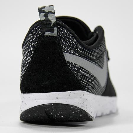 NIKE SB TRAINERNEDOR