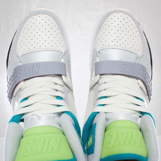 NIKE NIKE AIR TRAINER SC 2 OG QS