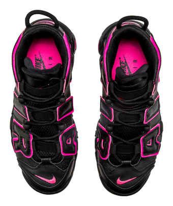 Nike on sale uptempo pink