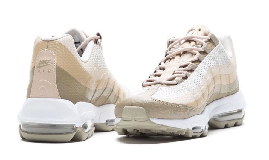 NIKE NIKE AIR MAX 95 ULTRA ESSENTIAL