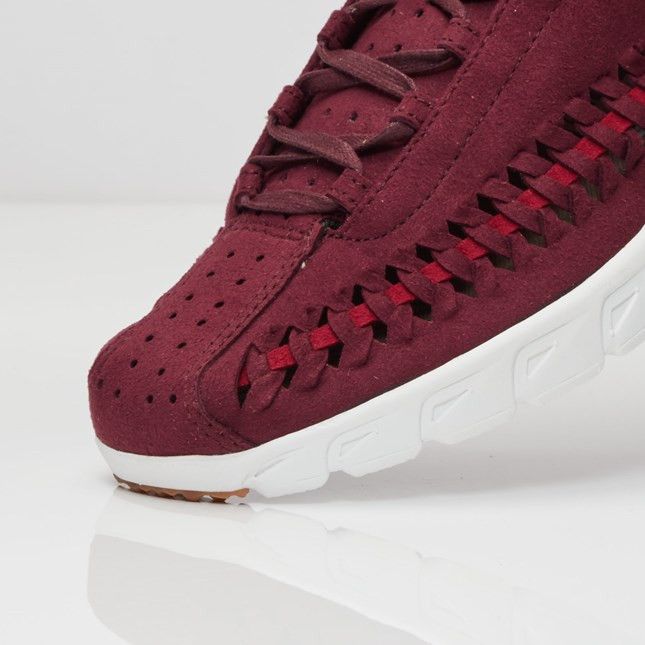 Pre-owned Nike Wmns Mayfly Woven 'night Maroon' In Red
