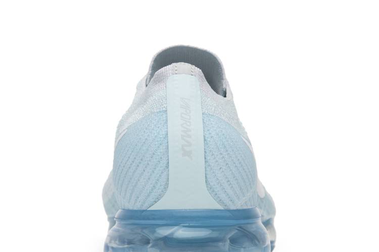 glacier blue vapormax