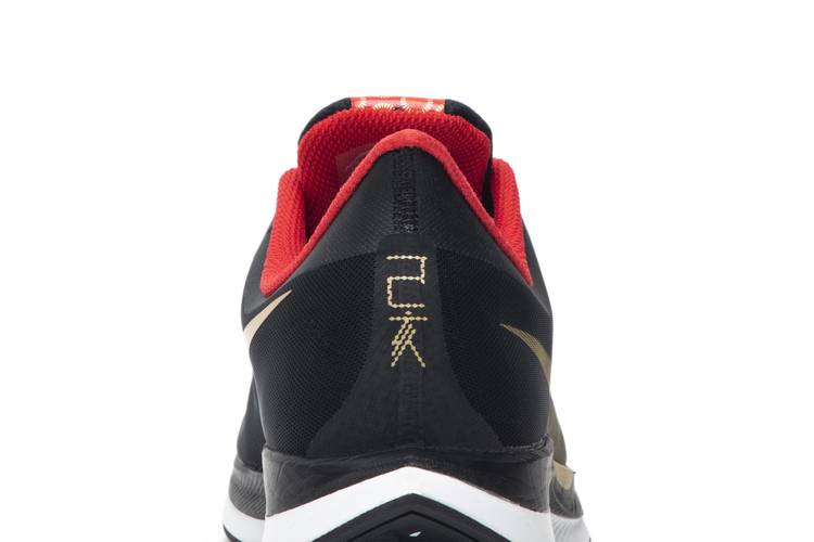 Show Note Fatal Zoom Pegasus Turbo 'Chinese New Year' | GOAT